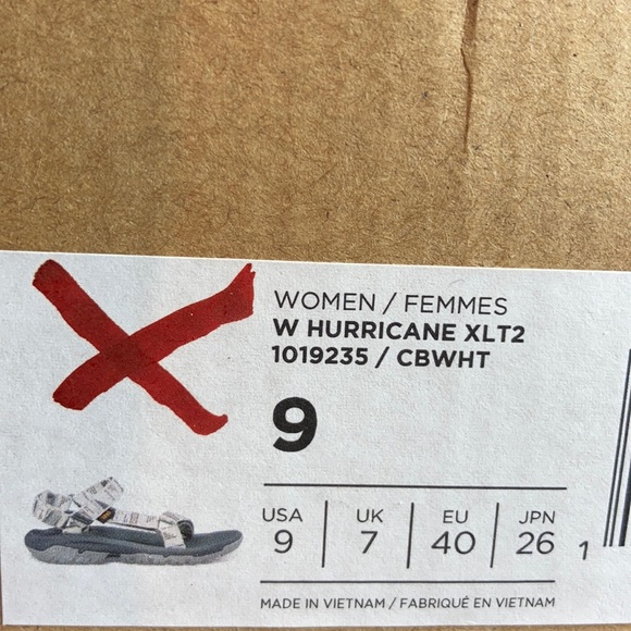 Teva Hurricane XLT2 Chara Bright White Sandals - Picture 7 of 7